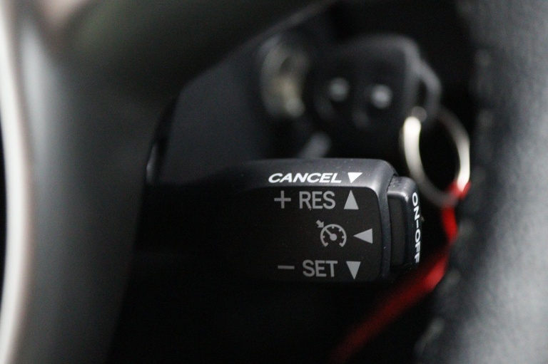 Toyota Yaris - 1.3 VVT-i Aspiration 38