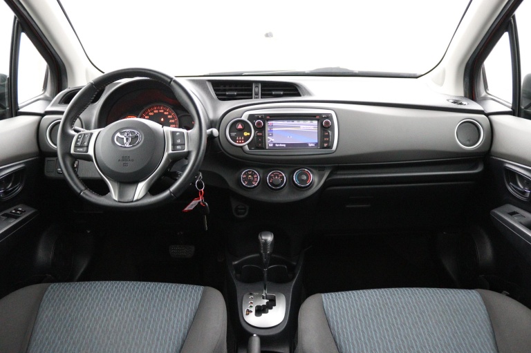 Toyota Yaris - 1.3 VVT-i Aspiration 4