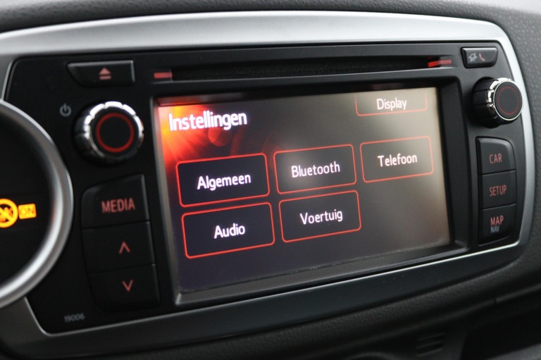 Toyota Yaris - 1.3 VVT-i Aspiration 41