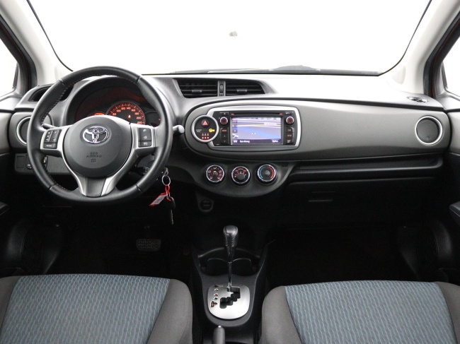 Toyota Yaris - 1.3 VVT-i Aspiration