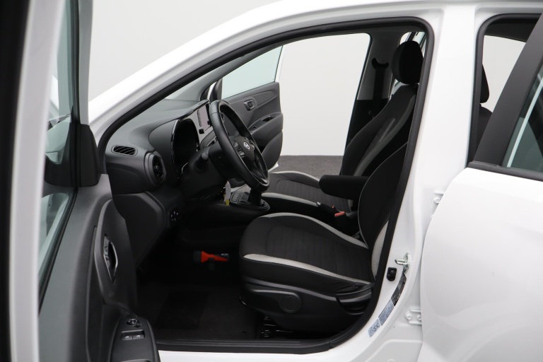 Hyundai i10 - 1.0 Comfort Smart 12