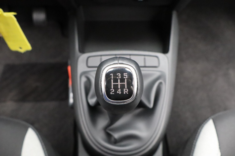 Hyundai i10 - 1.0 Comfort Smart 21