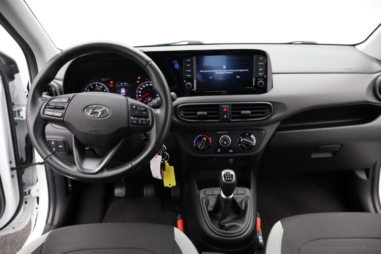 Hyundai i10 - 1.0 Comfort Smart 8