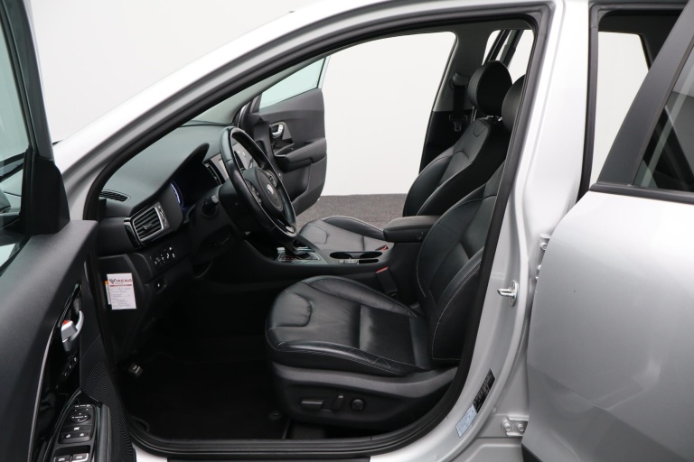 Kia Niro - 1.6 GDi Hybrid ExecutiveLine 12