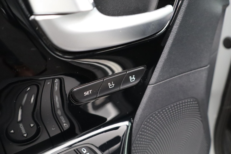 Kia Niro - 1.6 GDi Hybrid ExecutiveLine 27