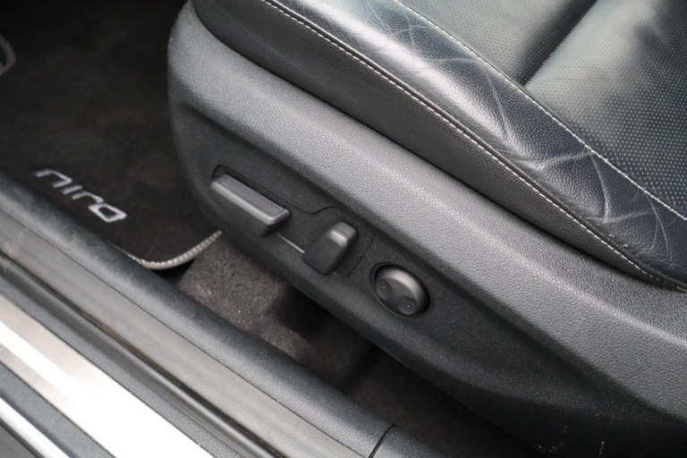 Kia Niro - 1.6 GDi Hybrid ExecutiveLine 28