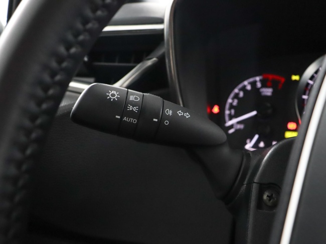 Toyota Corolla Touring Sports - 1.8 Hybrid Active