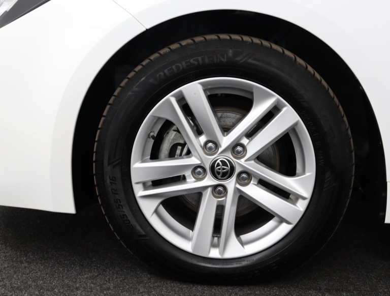 Toyota Corolla Touring Sports - 1.8 Hybrid Active 35