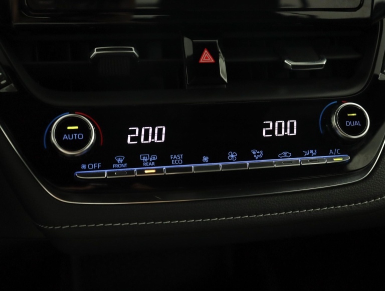 Toyota Corolla Touring Sports - 1.8 Hybrid Active 7