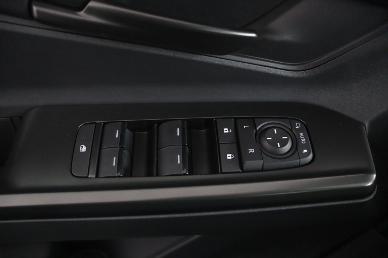 Toyota C-HR+ - First Edition 77 kWh 28