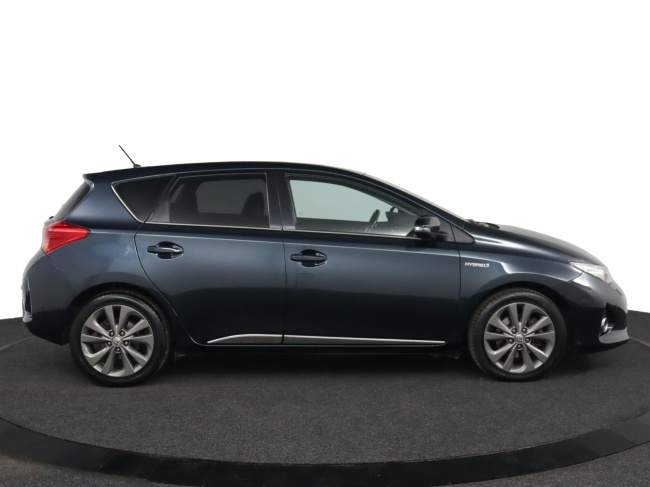 Toyota Auris - 1.8 Hybrid Lease Pro