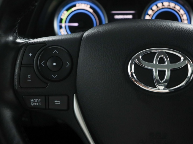 Toyota Auris - 1.8 Hybrid Lease Pro