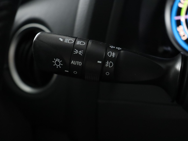 Toyota Auris - 1.8 Hybrid Lease Pro