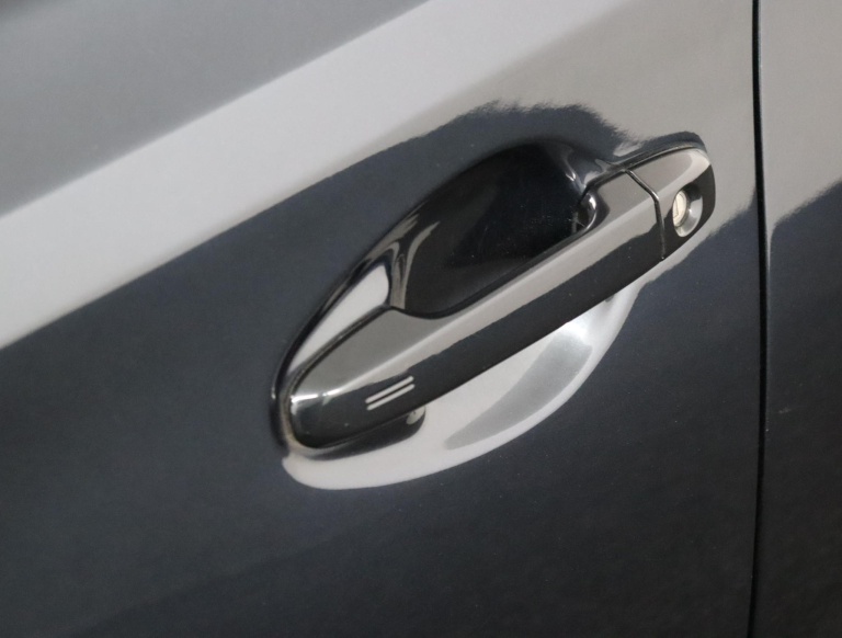 Toyota Auris - 1.8 Hybrid Lease Pro 37