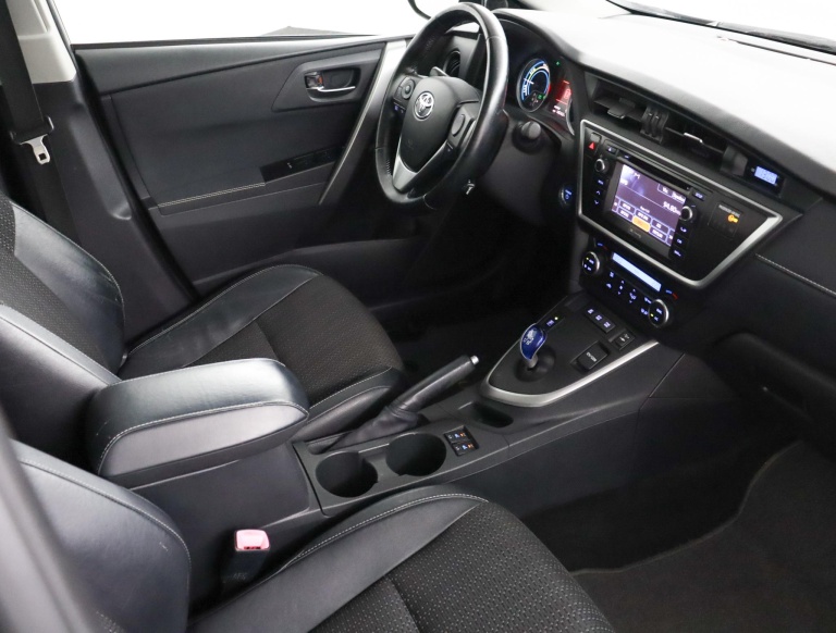 Toyota Auris - 1.8 Hybrid Lease Pro 50