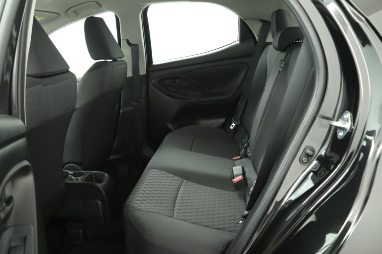 Toyota Yaris - 1.5 VVT-i Dynamic 18