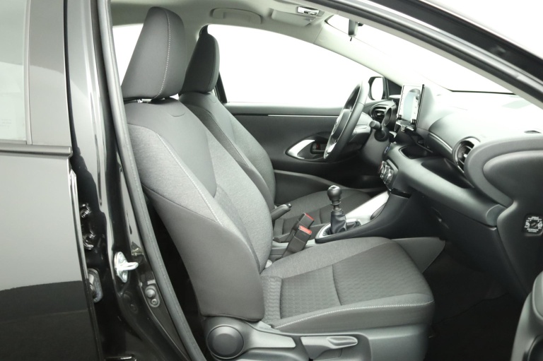 Toyota Yaris - 1.5 VVT-i Dynamic 22