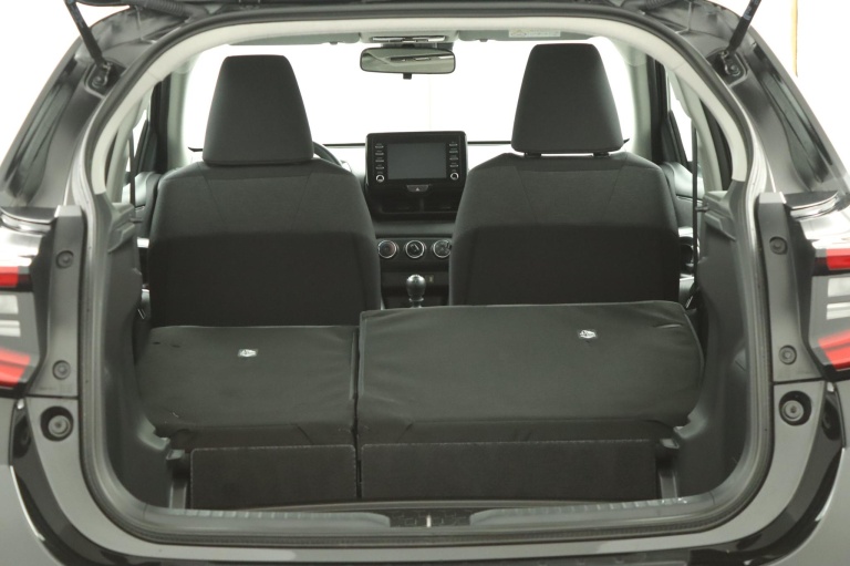 Toyota Yaris - 1.5 VVT-i Dynamic 26