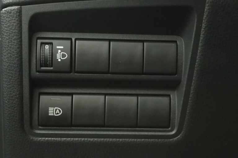 Toyota Yaris - 1.5 VVT-i Dynamic 30