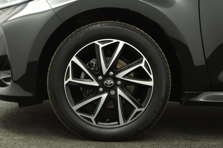 Toyota Yaris - 1.5 VVT-i Dynamic 38