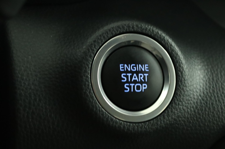 Toyota Yaris - 1.5 VVT-i Dynamic 44