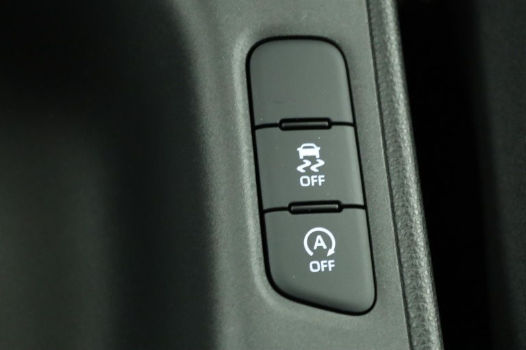 Toyota Yaris - 1.5 VVT-i Dynamic 61