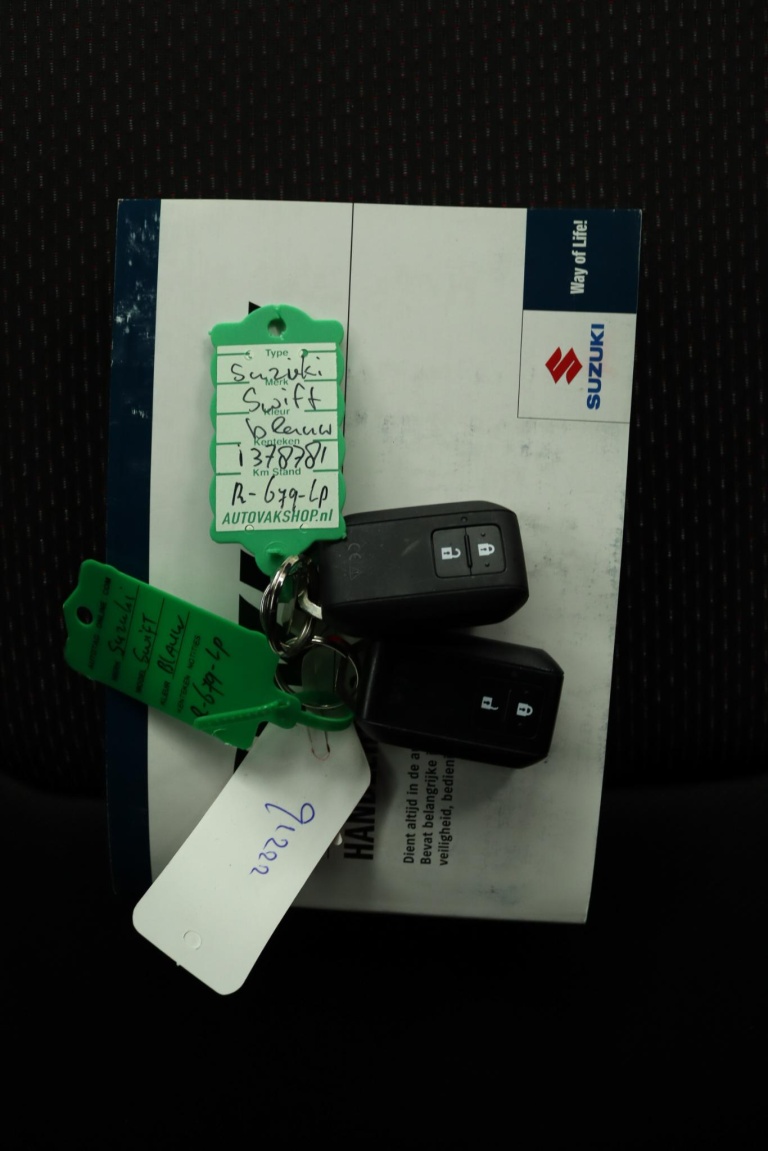 Suzuki Swift - 1.4 Sport Smart Hybrid 11