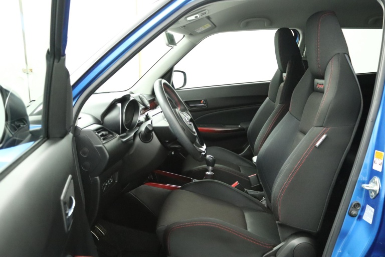 Suzuki Swift - 1.4 Sport Smart Hybrid 17