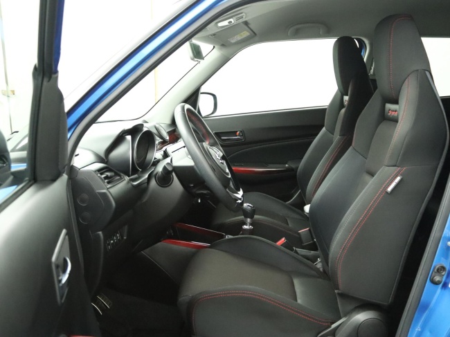 Suzuki Swift - 1.4 Sport Smart Hybrid