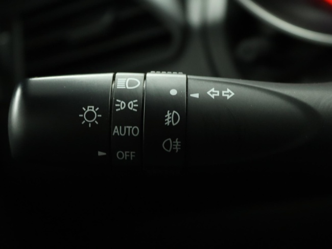 Suzuki Swift - 1.4 Sport Smart Hybrid