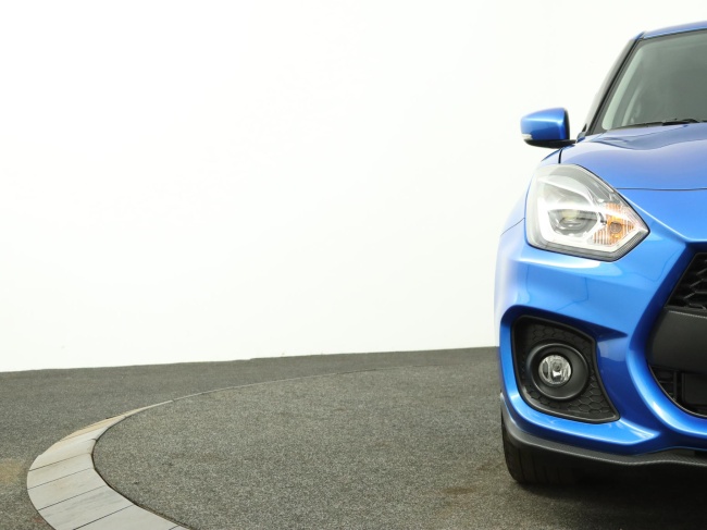 Suzuki Swift - 1.4 Sport Smart Hybrid