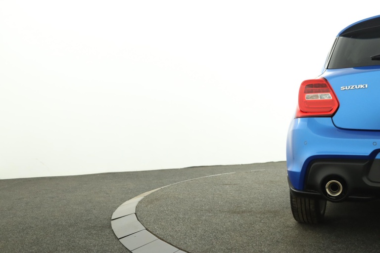 Suzuki Swift - 1.4 Sport Smart Hybrid 38