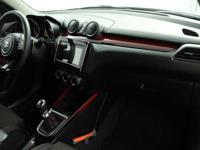 Suzuki Swift - 1.4 Sport Smart Hybrid