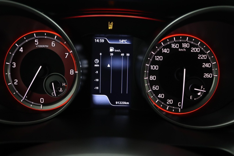 Suzuki Swift - 1.4 Sport Smart Hybrid 48