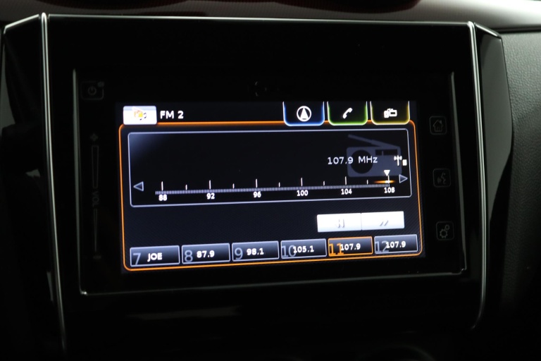 Suzuki Swift - 1.4 Sport Smart Hybrid 8