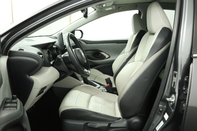 Toyota Yaris - 1.5 Hybrid Launch Edition 17