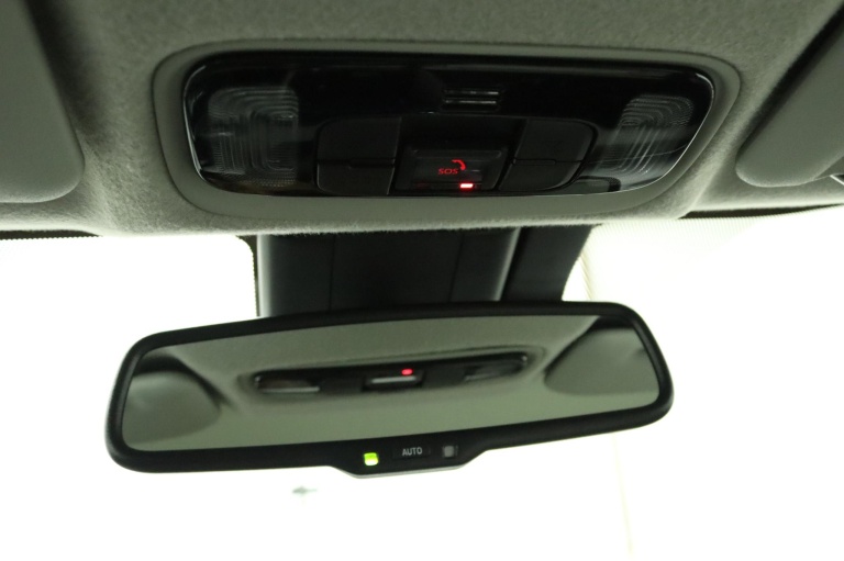 Toyota Yaris - 1.5 Hybrid Launch Edition 32