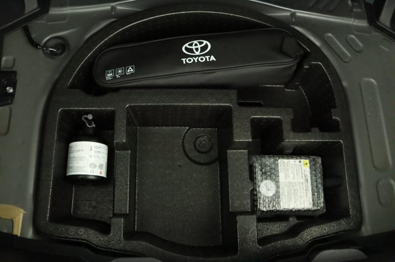 Toyota Yaris - 1.5 Hybrid Launch Edition 33