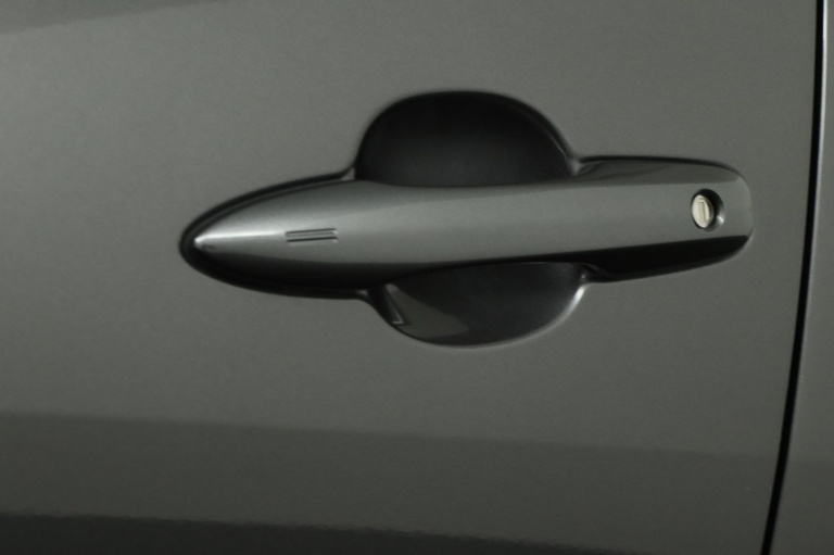 Toyota Yaris - 1.5 Hybrid Launch Edition 38