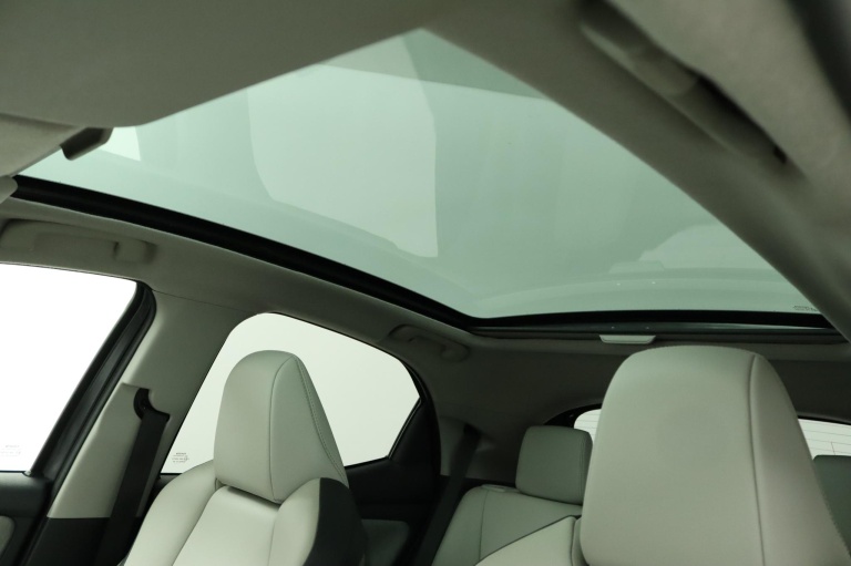 Toyota Yaris - 1.5 Hybrid Launch Edition 65