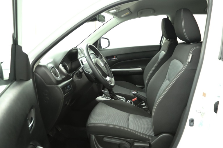 Suzuki Vitara - 1.5 Hybrid Select AllGrip 17