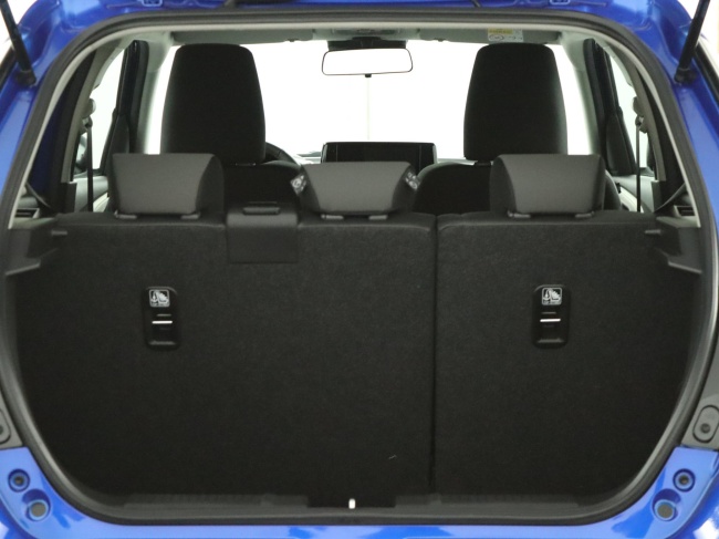 Suzuki Swift - 1.2 Style Smart Hybrid