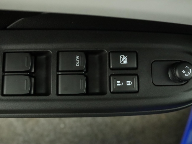 Suzuki Swift - 1.2 Style Smart Hybrid