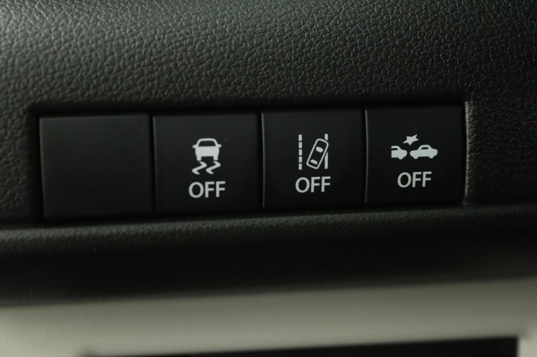 Suzuki Swift - 1.2 Style Smart Hybrid 30