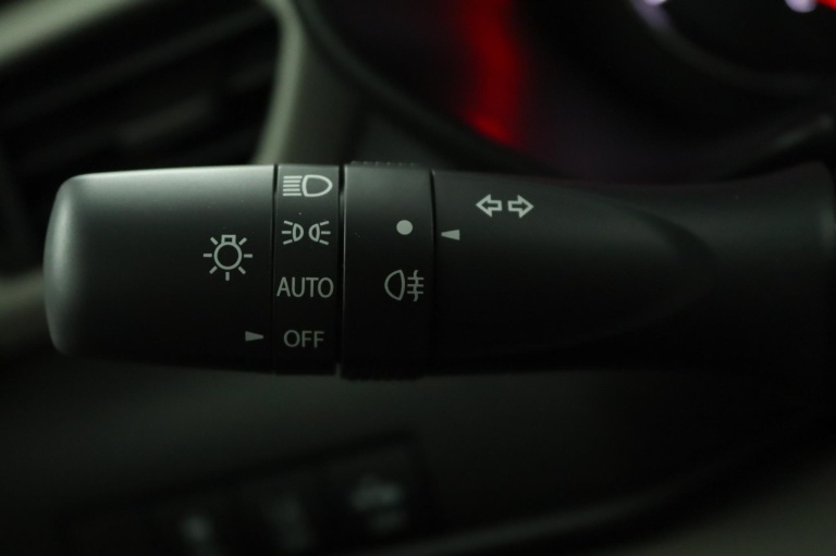 Suzuki Swift - 1.2 Style Smart Hybrid 33