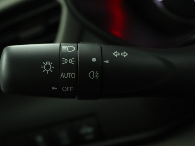 Suzuki Swift - 1.2 Style Smart Hybrid