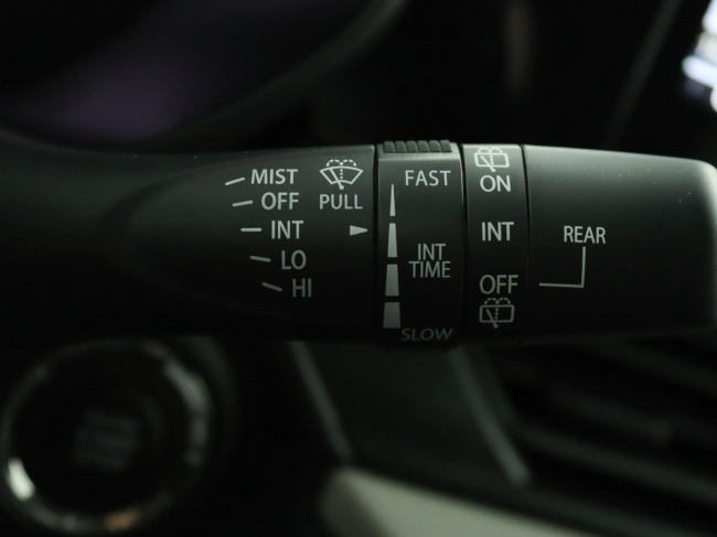 Suzuki Swift - 1.2 Style Smart Hybrid