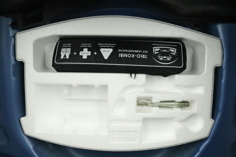 Suzuki Swift - 1.2 Style Smart Hybrid 36