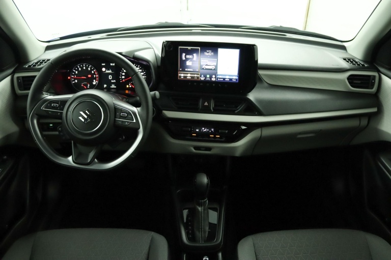 Suzuki Swift - 1.2 Style Smart Hybrid 4