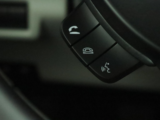 Suzuki Swift - 1.2 Style Smart Hybrid